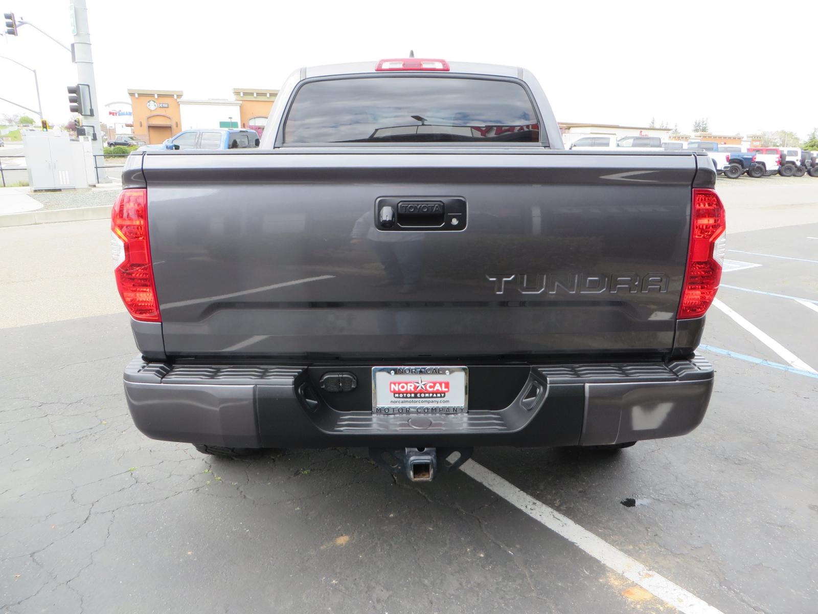 2021 CHARCOAL /GREY Toyota Tundra SR5 (5TFDY5F16MX) with an 5.7L V8 OHV 16V engine, automatic transmission, located at 2630 Grass Valley Highway, Auburn, CA, 95603, (530) 508-5100, 38.937893, -121.095482 - Features a Zone Offroad level kit, 20" SOTA wheels, 35" Nitto Ridge Grappler tires, Fox rear shocks, Air bags, front and rear TRD sway bars, and Window tint. - Photo #5